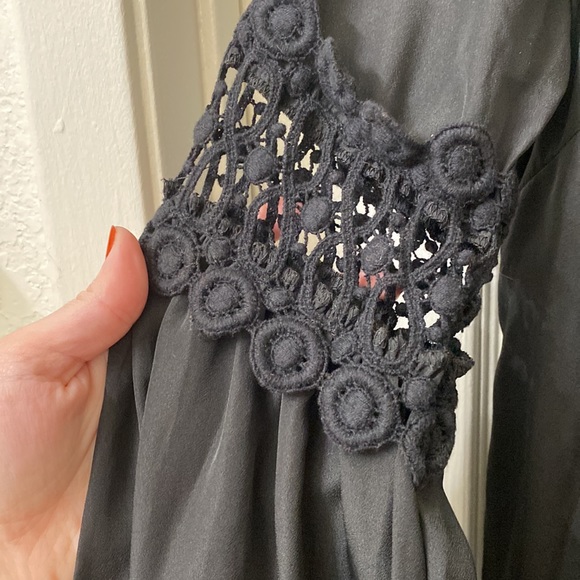 NWOT Nina’s by Stone Cold Fox *Bell Sleeve Dress* - Picture 7 of 10